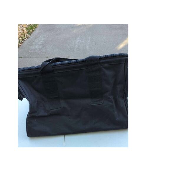 Craftsman 18 in. Red and Black Wide Open Zipper Tool Bag - Picture 4 of 6